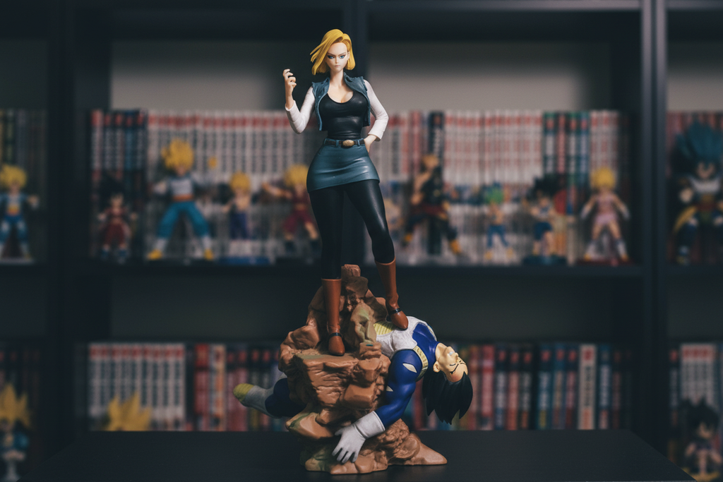 Android 18 Stepping on Vegeta - Lifestyle Collector Room Display